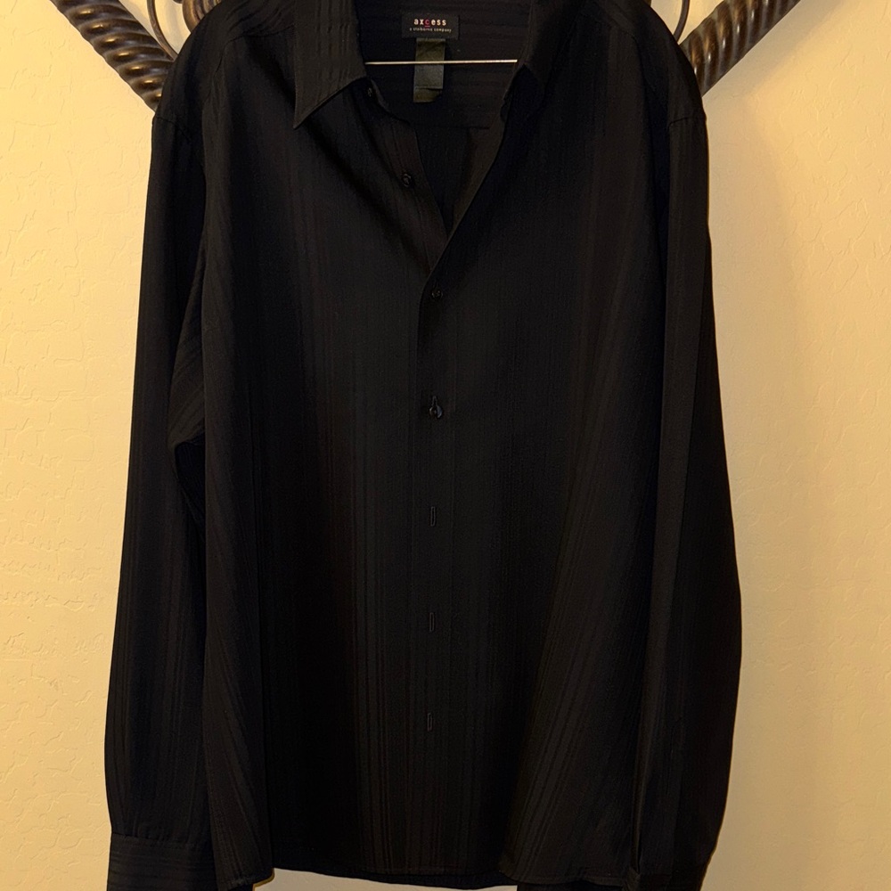 Axcess a Claiborne Men's Black Casual Button Down Shirt